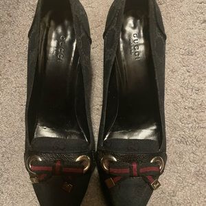 Gucci size 38 peep toe black heels